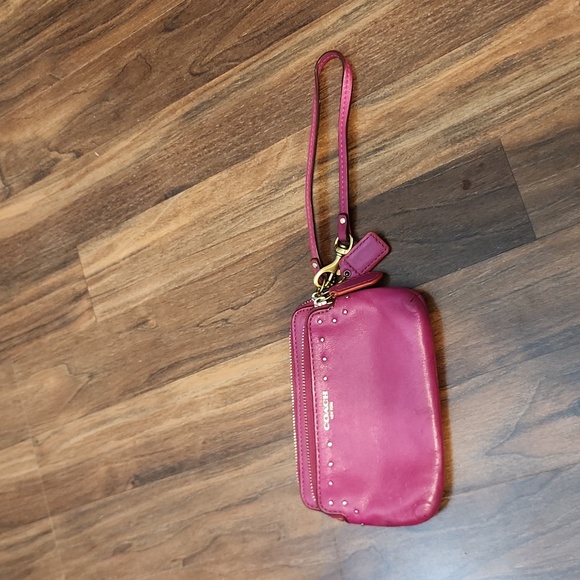Authentic Coach Wristlet - Picture 1 of 2